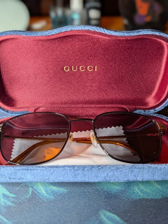 Gucci GG 0575SK 002 Black Gold Metal Square Sunglasses Grey Polarized Lens main image 8